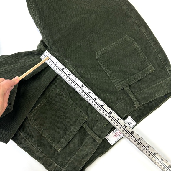 Gap green corduroy flare jeans Size 12 31inches high rise Inseam 30inches - Picture 7 of 10